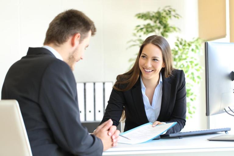 Reconversion professionnelle à Tours : les étapes clés pour réussir